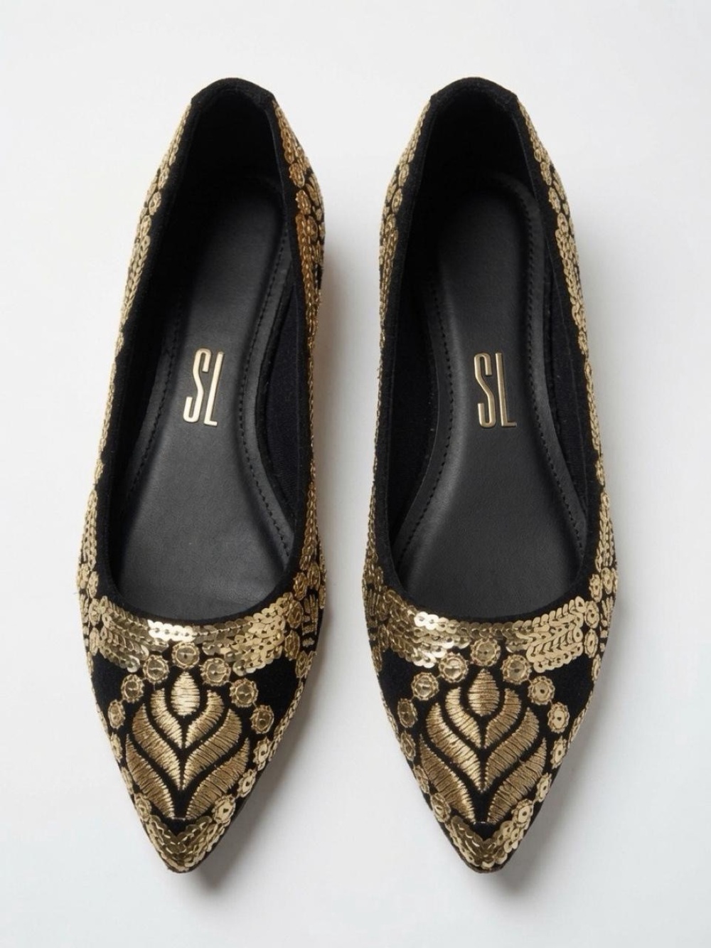 Brand New SL Santa Lolla Brasil Gold Embellished Black Pointed Flats 37 size 7